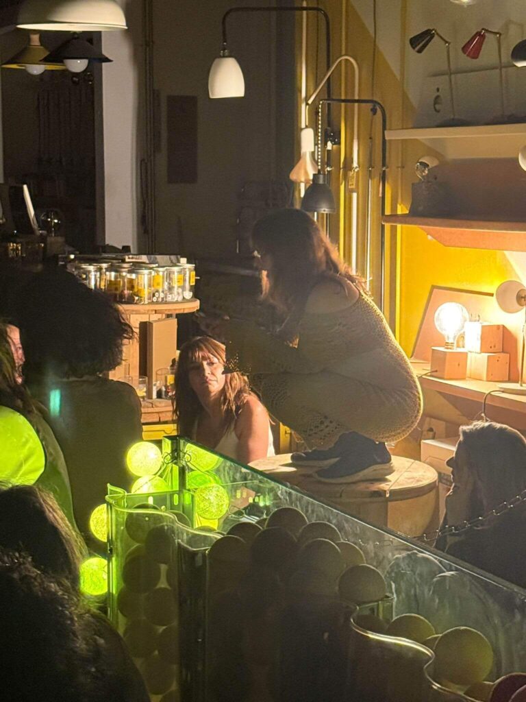 Festival de poesia desatada nudo'25 Elizabeth Duval Luciole