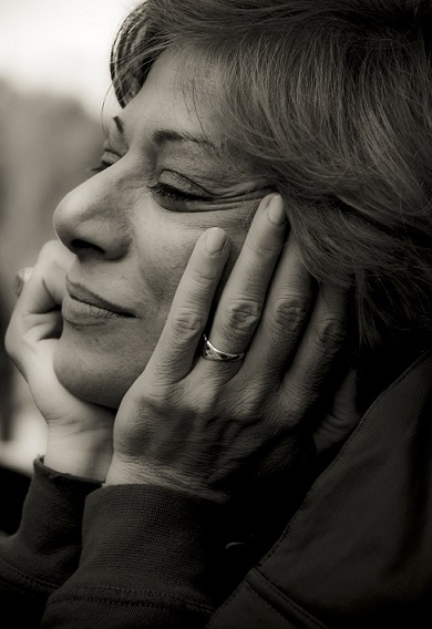 Parinoush Saniee escritora irani